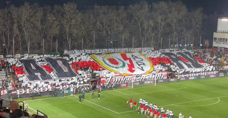 Tifo Rayo Vallecas Bukaneros