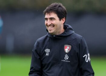 Andoni Iraola se va del Bournemouth