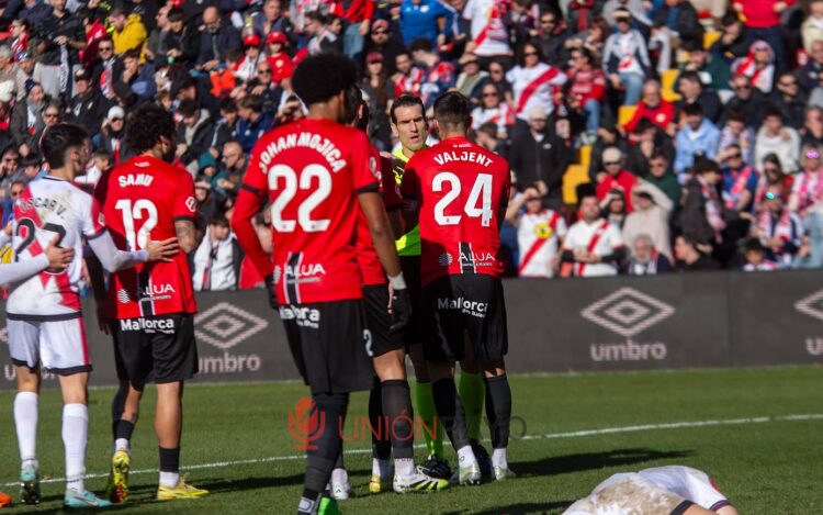 El Mallorca recibe al Rayo sin centrales, con las bajas de Raillo y Valjent 1 Valjent Mallorca Rayo