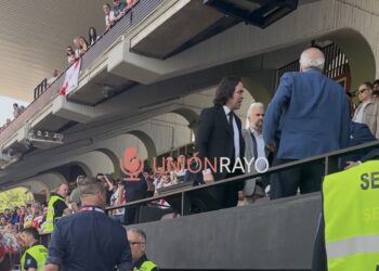 ezy watermark 26 04 2026 04 59 57 3820p. m