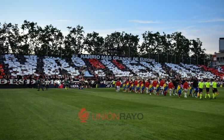 La Fan Zone del Rayo Vallecano en Leipzig cargada de actividades 1 Afición