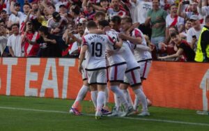 El Rayo consigue la permanencia matemática en Primera División 3 IMG 1209