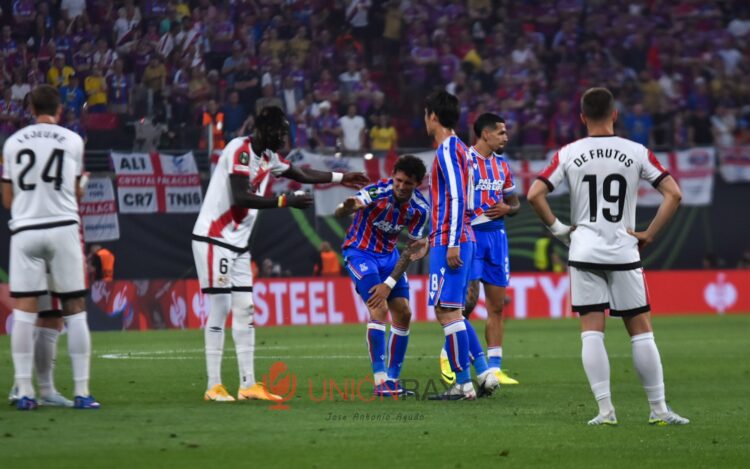 Crystal Palace 1-0 Rayo Vallecano: "La Franja cae en la primera final de su historia” 1 img 2170