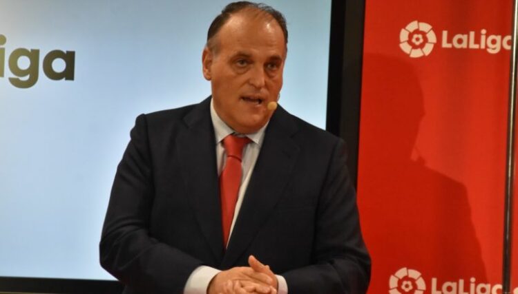 Tebas reclama al Rayo una solución para Vallecas: “Podrías empezar a hacer un estadio nuevo” 1 Rayo