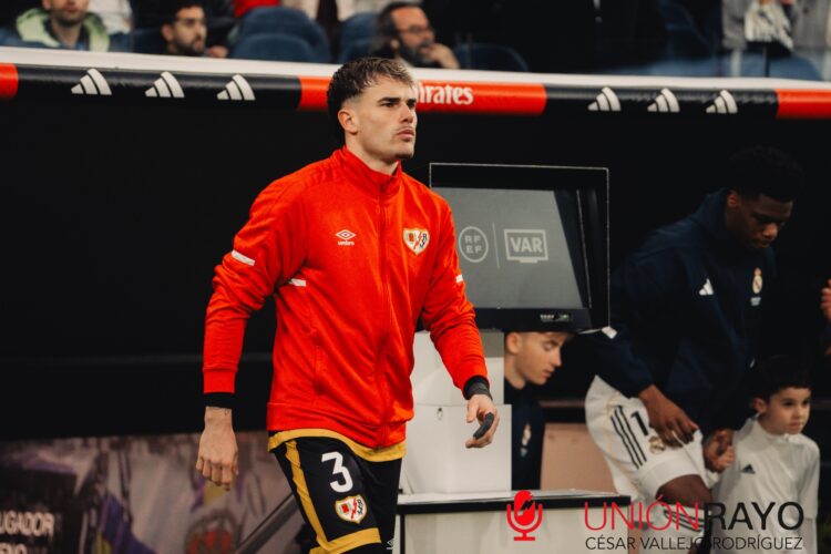 Pep Chavarría, el gran ausente en el partido ante el Feyenoord 1 cvr09504 original
