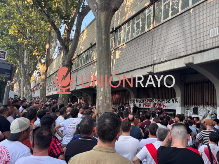 La afición del Rayo propone dejar vacío El Plantío 1 2ba9823f ef98 427d be35 fe05e7c3cc17 1