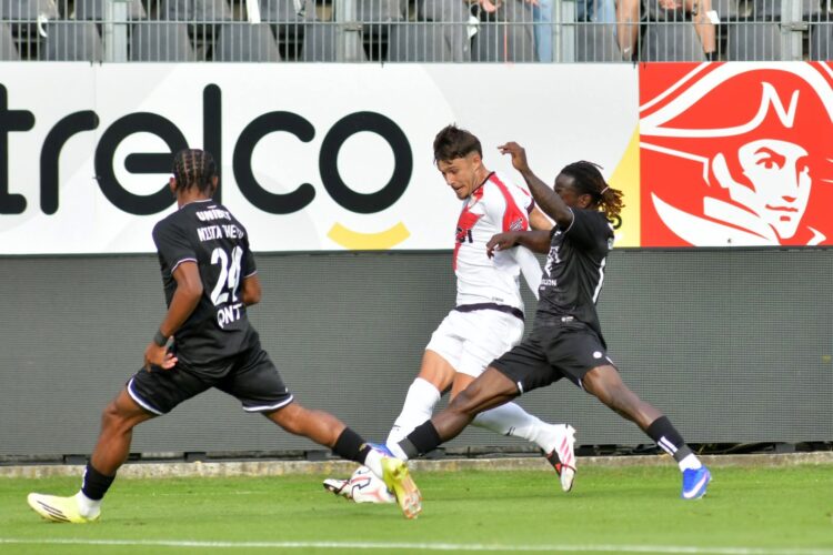 El Rayo Vallecano remonta al Charleroi y suma su primera victoria de la pretemporada 1 img 1478