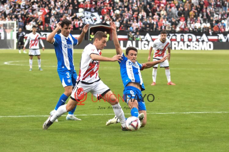 El Rayo Vallecano busca la quinta victoria consecutiva ante el Alavés 1 img 2324 original