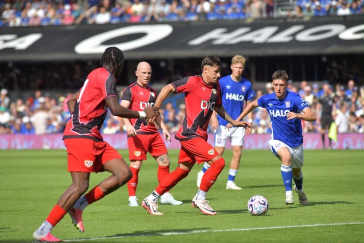 Resumen del Ipswich Town 3-0 Rayo Vallecano 1 img 6319