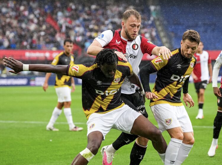 El Rayo termina la pretemporada sin estrenar su nueva equipación 1 img 6320