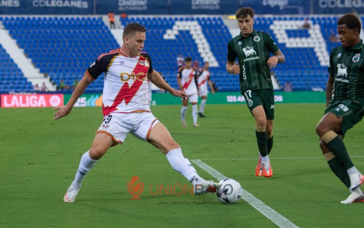 Alemão se incorporó a la expedición horas antes del partido ante Osasuna tras ser padre por segunda vez 1 img 3318