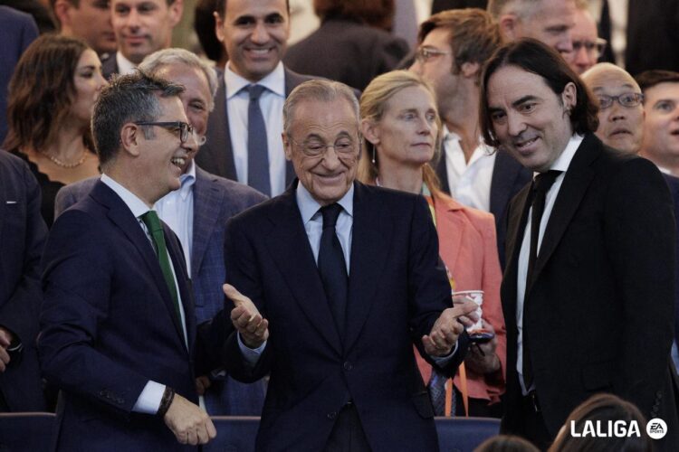 Bolaños coincide con Florentino y Presa en el palco del Bernabéu 1 img 7646