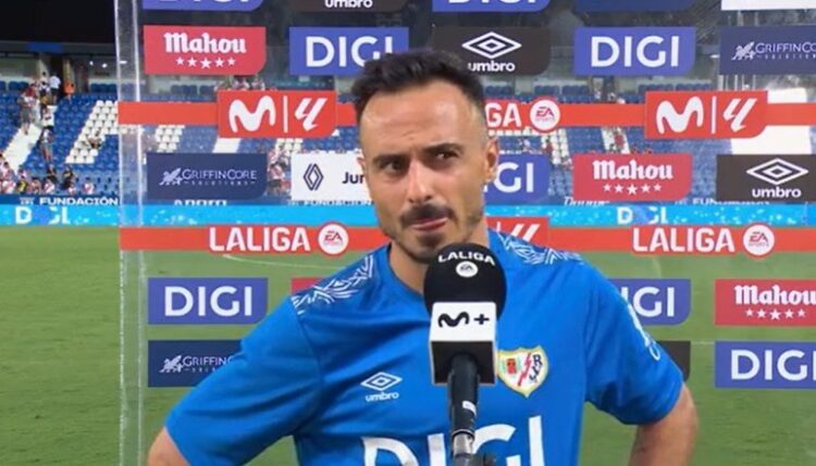 Álvaro García tras alcanzar los 50 goles y 50 asistencias con el Rayo: “Ojalá sean muchos más” 1 img 7722